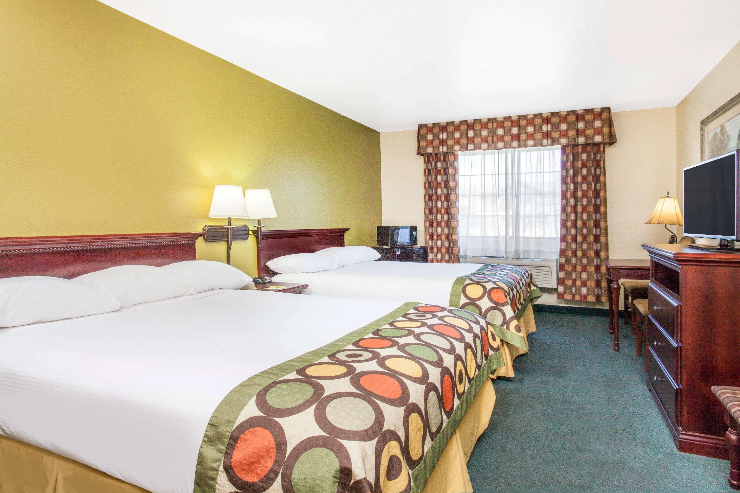 ซูเปอร์ 8 บาย วินด์แฮม แมคคอลล์ Motel แม็คคอลล์ ภายนอก รูปภาพ